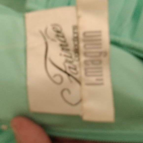 NWT A Gorgeous Imagnin Elegant Evening Dress - Picture 12 of 17